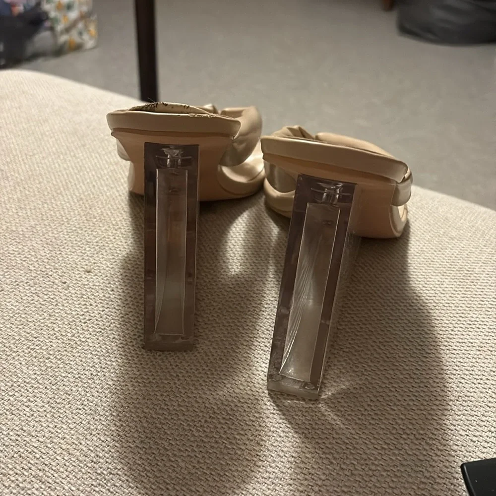 EUC Miss Lola Beige Thong Sandals